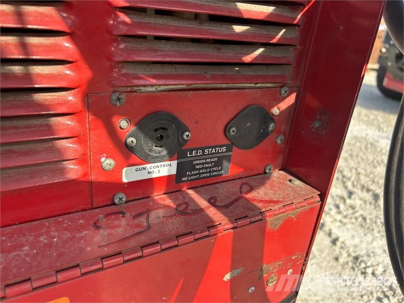 Nelson Series 5000 - Model 100 1600 A Mobile Arc stud Eng Svejsemaskiner