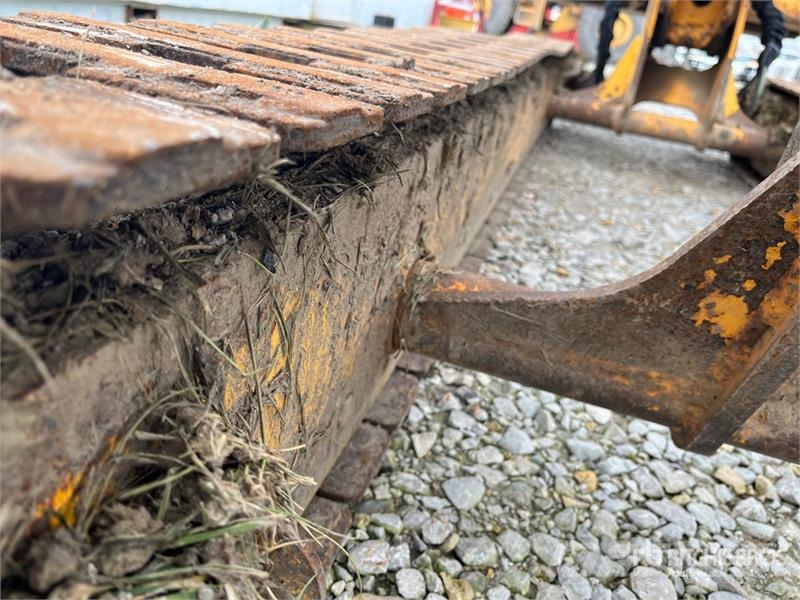 Nelson TL2550 Hydraulic Hydraulic Tracked Machine - Fits  Kiti naudoti statybos komponentai
