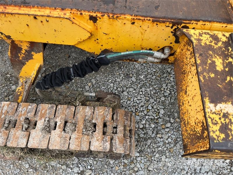 Nelson TL2550 Hydraulic Hydraulic Tracked Machine - Fits  Kiti naudoti statybos komponentai