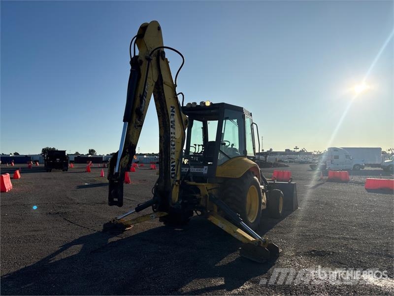 New Holland B95B Backhoe