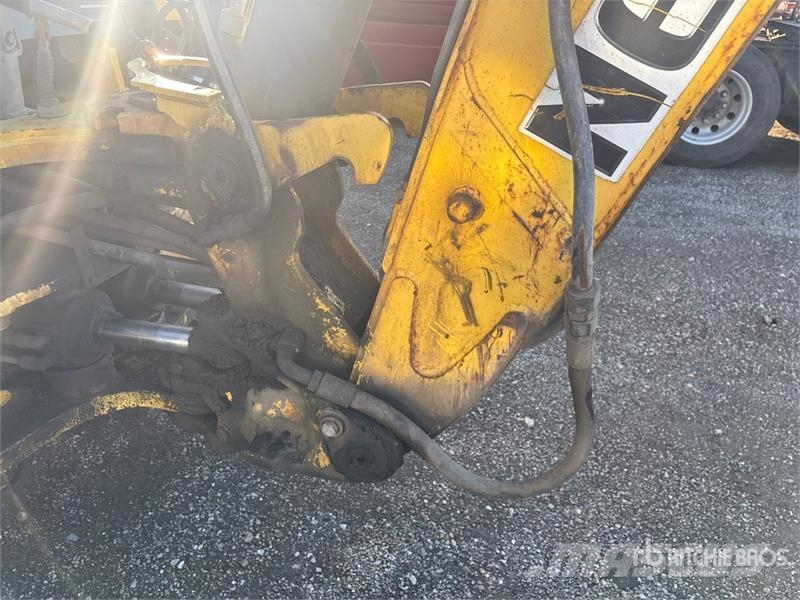 New Holland B95B Backhoe
