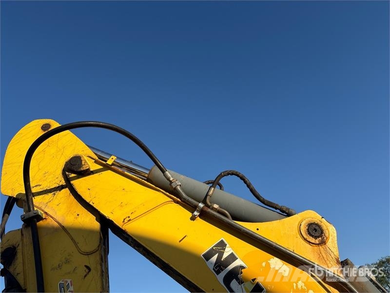 New Holland B95B Backhoe