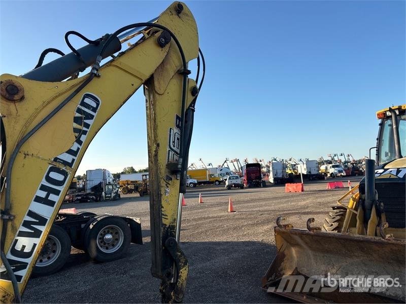 New Holland B95B Backhoe