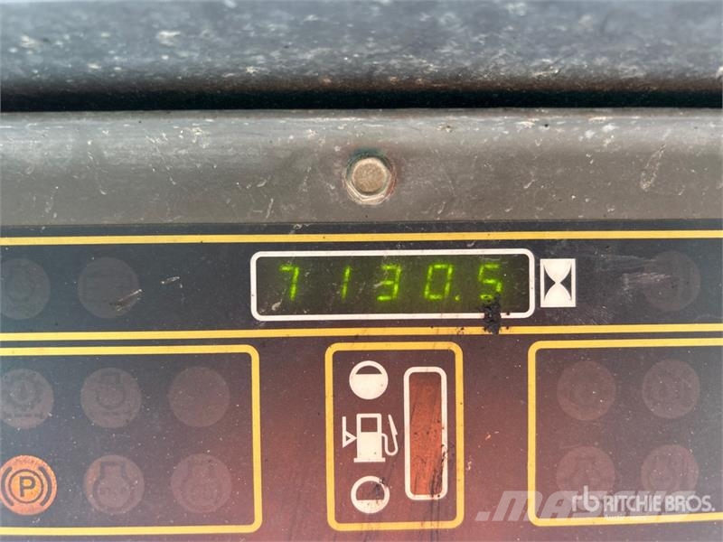 New Holland LS180 Skid steer mini nakladalci