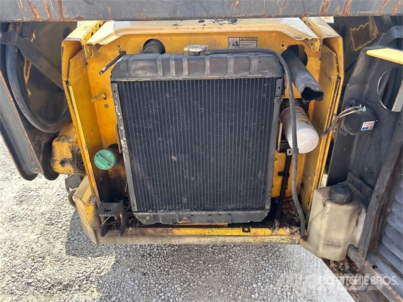 New Holland LS180 Skid steer mini nakladalci