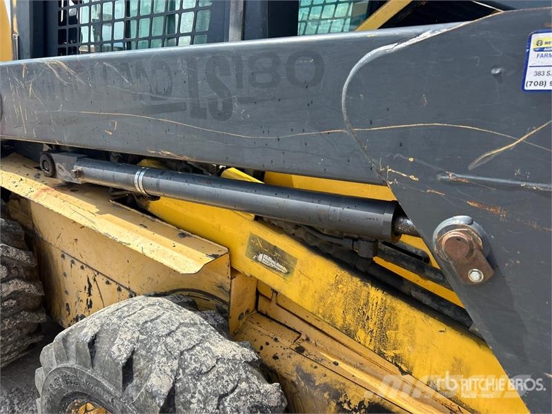 New Holland LS180 Skid steer mini nakladalci