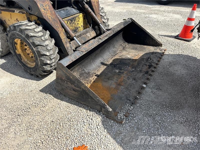 New Holland LS180 Skid steer mini nakladalci