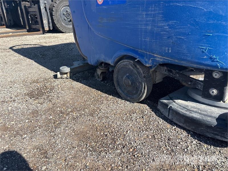Nilfisk CA60 Walk-Behind Electric Floor Scrubber Weitere Anhänger