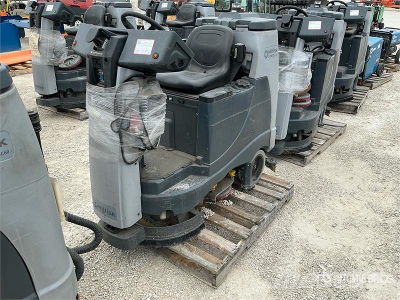 Nilfisk Liberty SC60 Ride-On Electric Floor Scrubber Andre Landbrukshengere