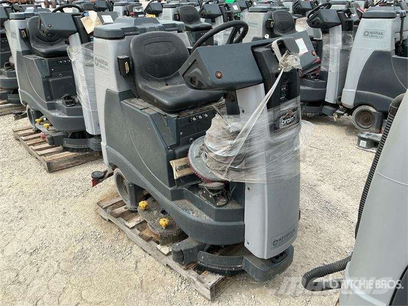 Nilfisk Liberty SC60 Ride-On Electric Floor Scrubber Andre Landbrukshengere