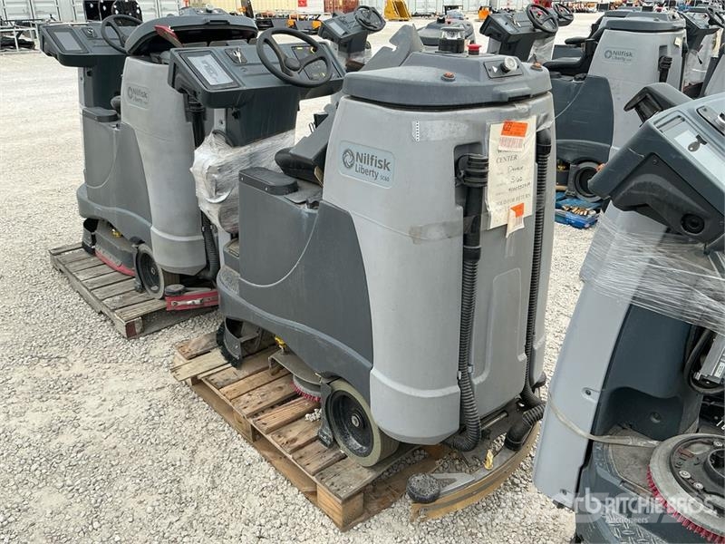 Nilfisk Liberty SC60 Ride-On Electric Floor Scrubber Andre Landbrukshengere