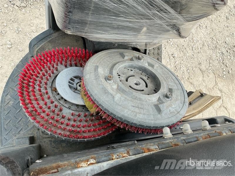 Nilfisk Liberty SC60 Ride-On Electric Floor Scrubber Andre Landbrukshengere
