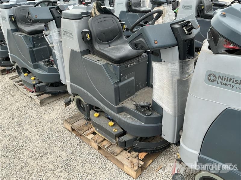 Nilfisk Liberty SC60 Ride-On Electric Floor Scrubber Andre Landbrukshengere