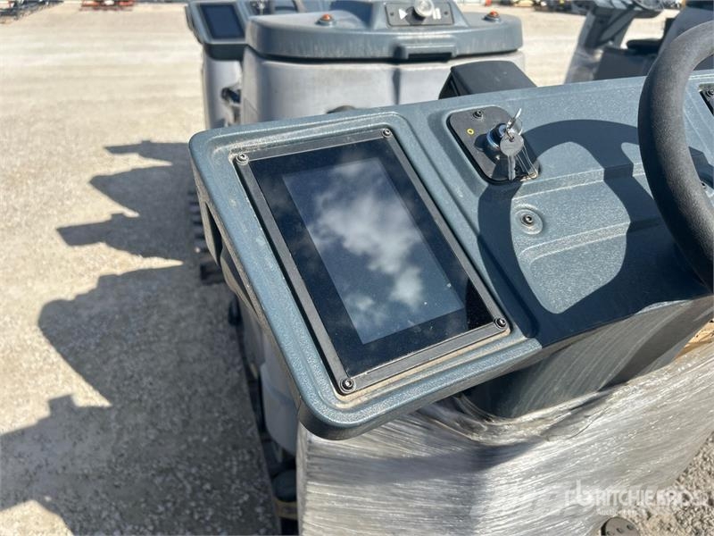 Nilfisk Liberty SC60 X71D Ride-On Electric Floor Scrubber 其他拖车