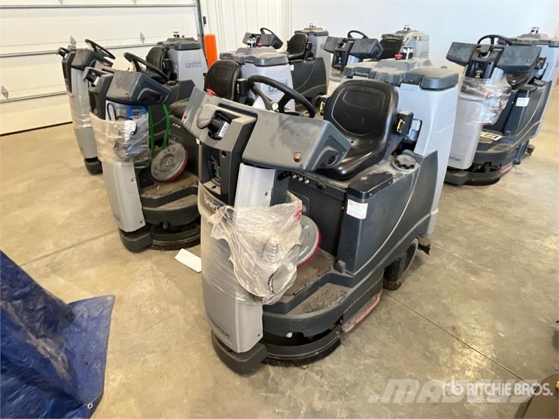 Nilfisk Liberty SC60 X71D Ride-On Electric Floor Scrubber Další přívěsné vozíky