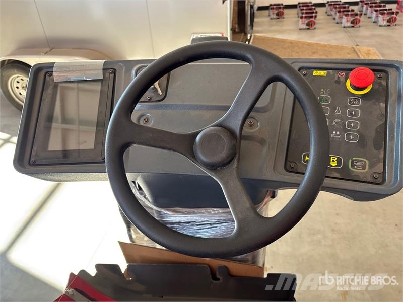 Nilfisk Liberty SC60 X71D Ride-On Electric Floor Scrubber Λοιπές ρυμούλκες