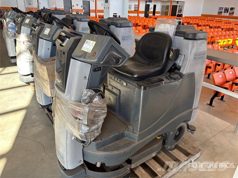 Nilfisk Liberty SC60 X71D Ride-On Electric Floor Scrubber Λοιπές ρυμούλκες