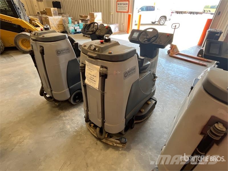 Nilfisk Liberty SC60 X71D Ride-On Electric Floor Scrubber Ostale prikolice