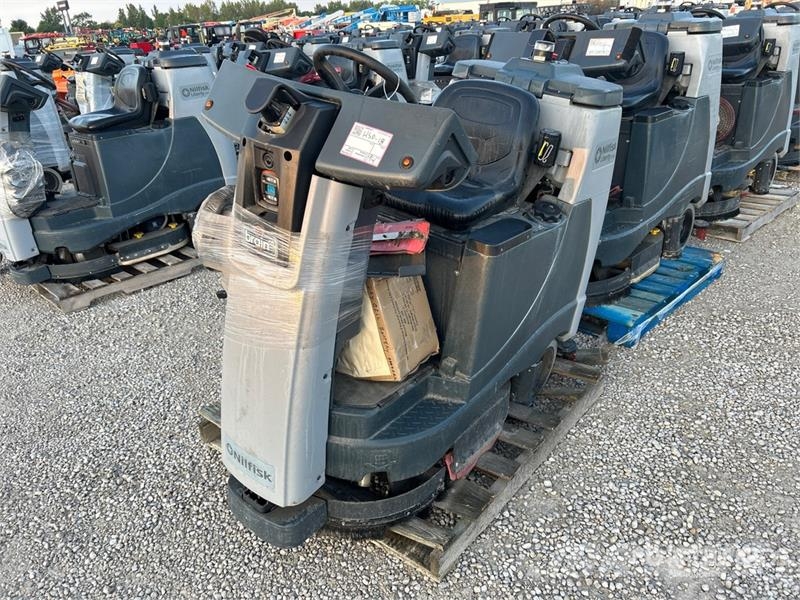 Nilfisk Liberty SC60 X71D Ride-On Electric Floor Scrubber Muud haagised