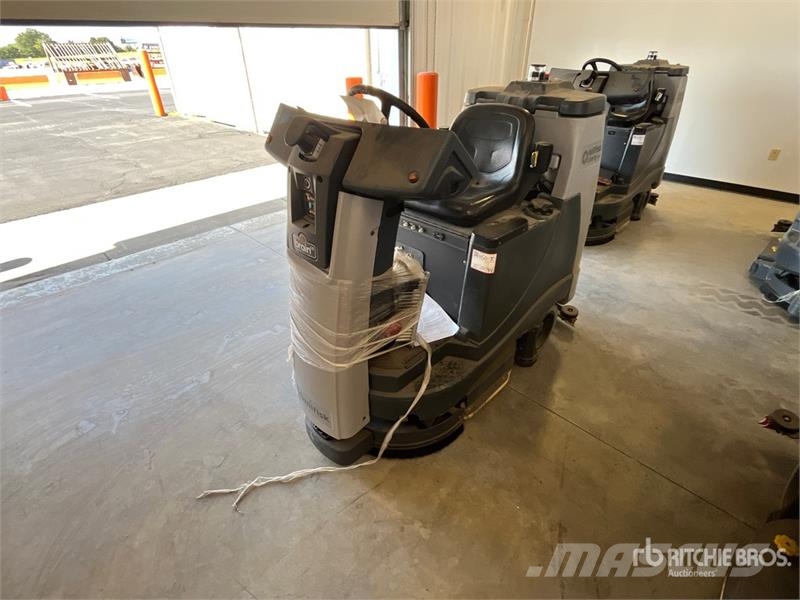 Nilfisk Liberty SC60 X71D Ride-On Electric Floor Scrubber Další přívěsné vozíky