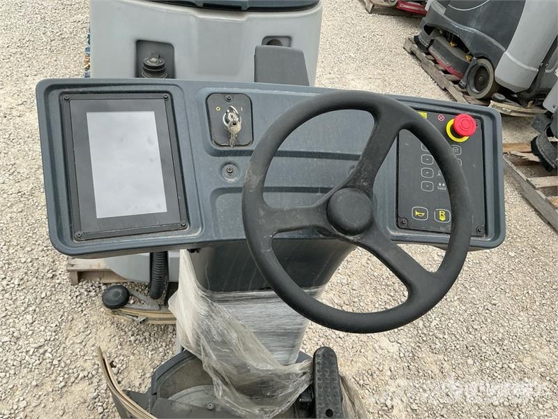 Nilfisk Liberty SC60 X71D Ride-On Electric Floor Scrubber Ostale prikolice