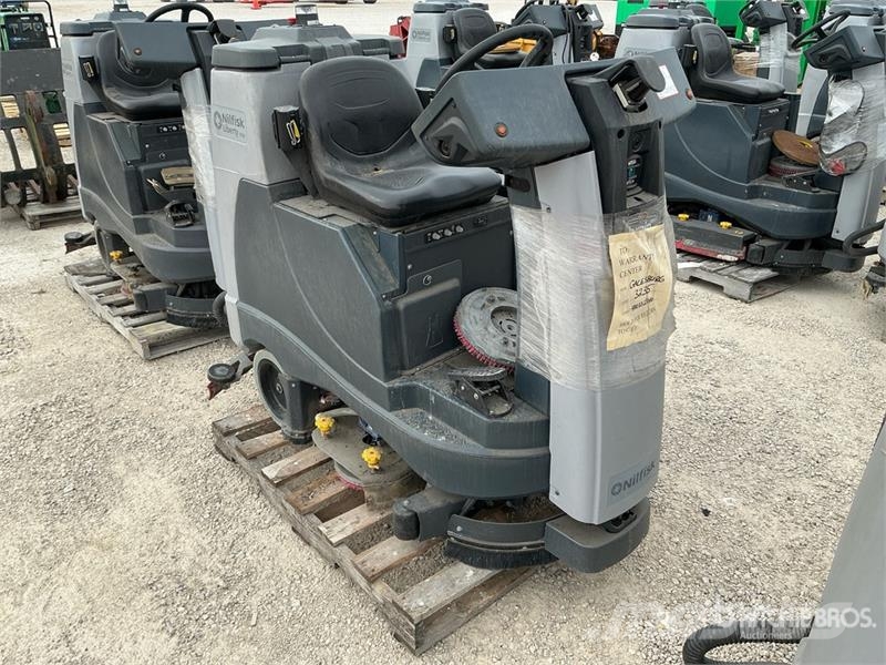 Nilfisk Liberty SC60 X71D Ride-On Electric Floor Scrubber Andre Landbrukshengere