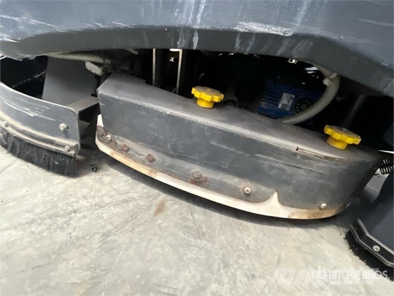 Nilfisk Liberty SC60 X71D Ride-On Electric Floor Scrubber Další přívěsné vozíky
