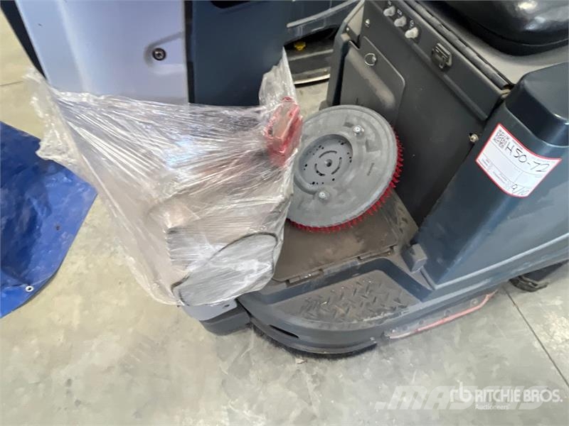 Nilfisk Liberty SC60 X71D Ride-On Electric Floor Scrubber Další přívěsné vozíky
