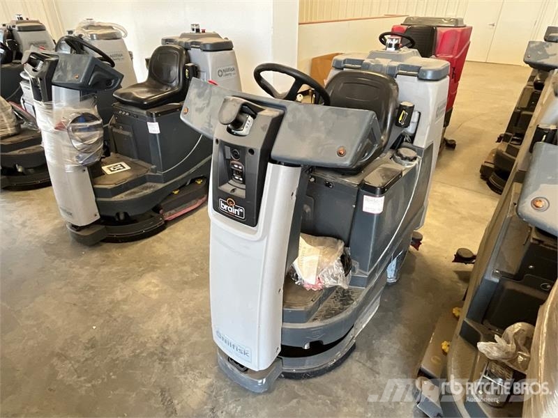 Nilfisk Liberty SC60 X71D Ride-On Electric Floor Scrubber Další přívěsné vozíky