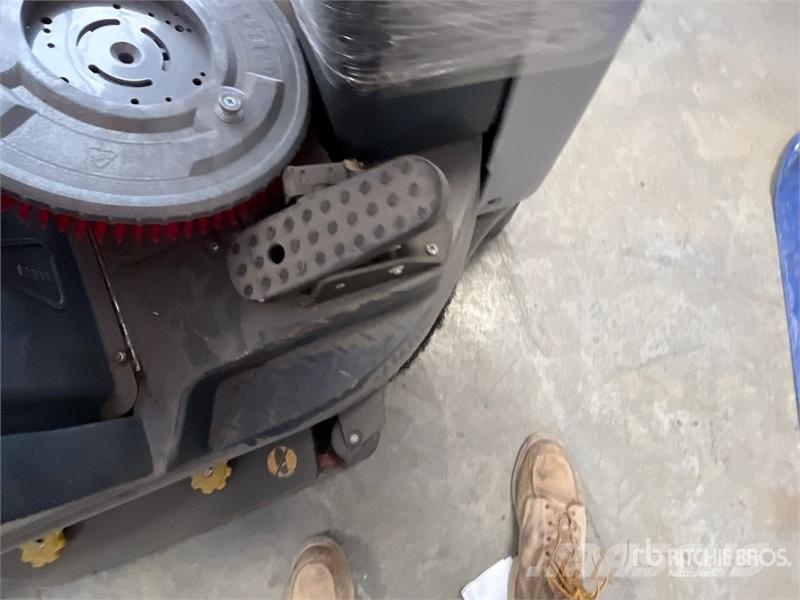 Nilfisk Liberty SC60 X71D Ride-On Electric Floor Scrubber Další přívěsné vozíky