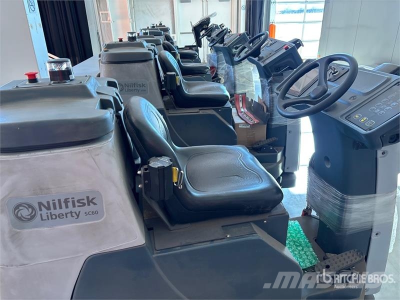 Nilfisk Liberty SC60 X71D Ride-On Electric Floor Scrubber Λοιπές ρυμούλκες