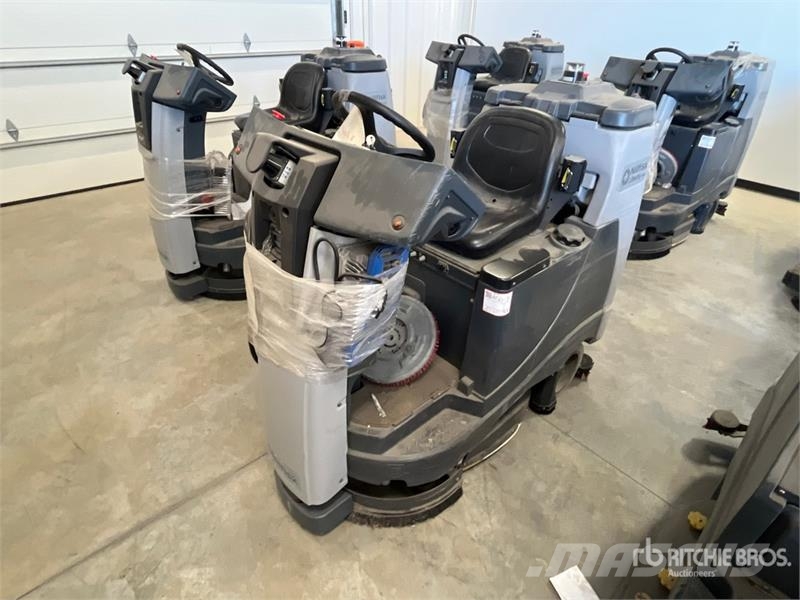 Nilfisk Liberty SC60 X71D Ride-On Electric Floor Scrubber Další přívěsné vozíky