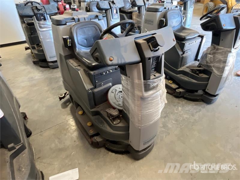 Nilfisk Liberty SC60 X71D Ride-On Electric Floor Scrubber Další přívěsné vozíky