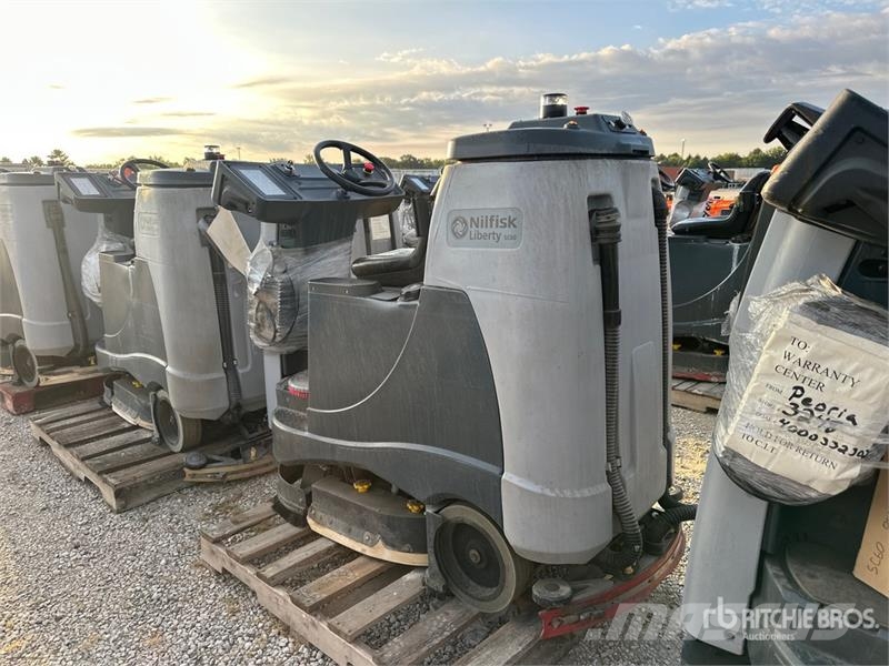 Nilfisk Liberty SC60 X71D Ride-On Floor Scrubber Muud haagised