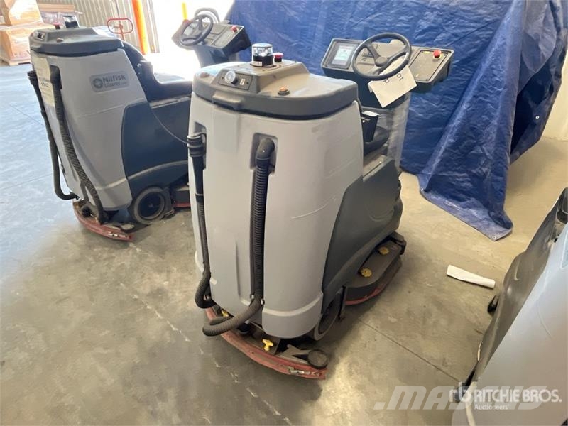 Nilfisk Liberty SC60 X71D Ride-On Electric Floor Scrubber Další přívěsné vozíky