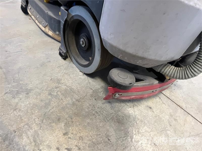 Nilfisk Liberty SC60 X71D Ride-On Electric Floor Scrubber Další přívěsné vozíky