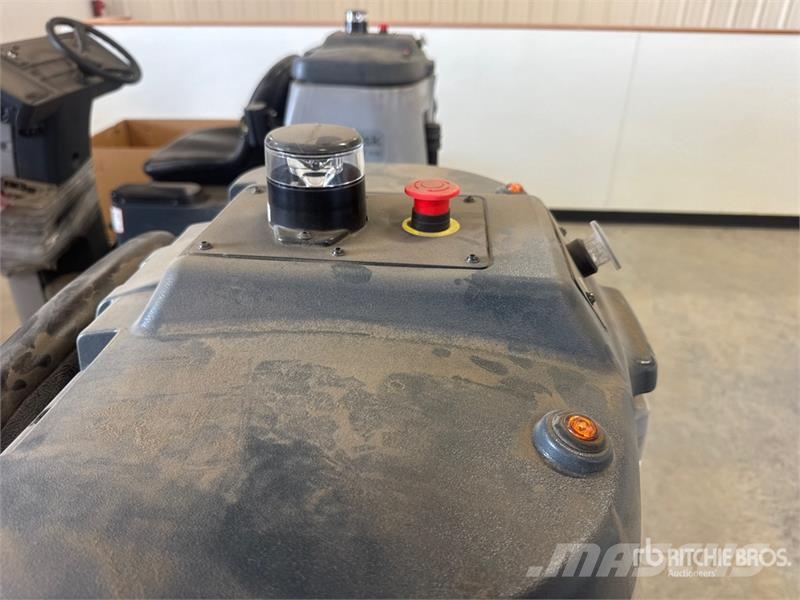 Nilfisk Liberty SC60 X71D Ride-On Electric Floor Scrubber Diger römorklar