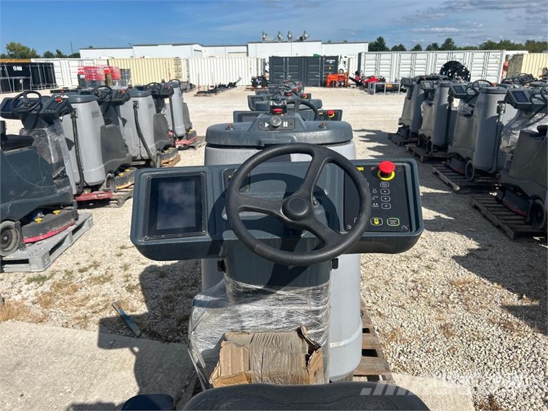 Nilfisk Liberty SC60 X71D Ride-On Electric Floor Scrubber 其他拖车