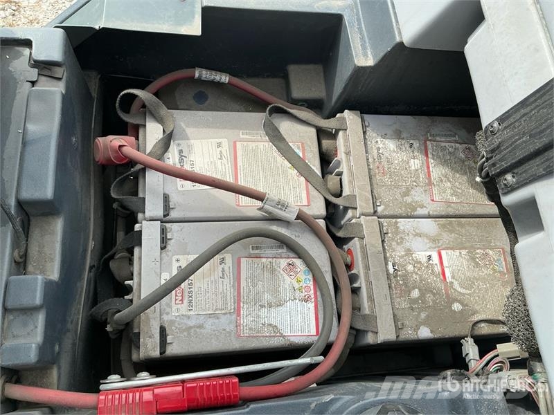 Nilfisk SC60 Ride-On Electric Floor Scrubber Weitere Anhänger