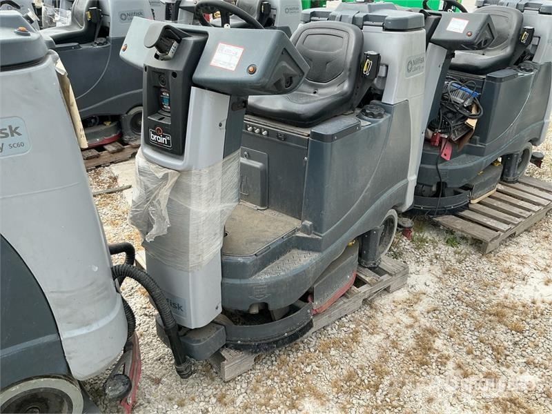 Nilfisk SC60 Ride-On Electric Floor Scrubber Інші причепи