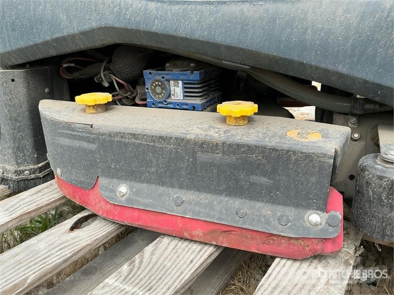 Nilfisk SC60 Ride-On Electric Floor Scrubber Інші причепи