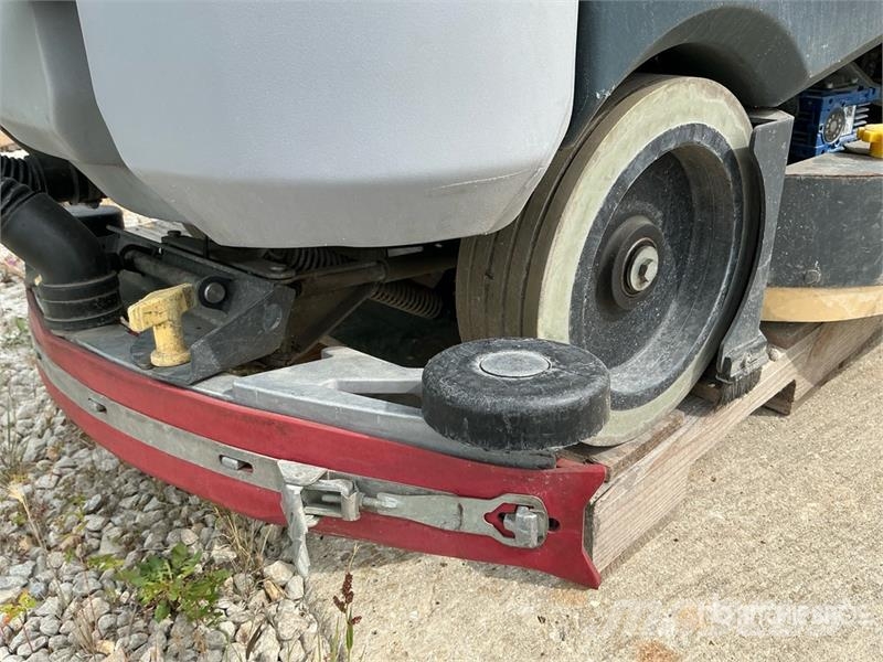 Nilfisk SC60 Ride-On Electric Floor Scrubber Інші причепи
