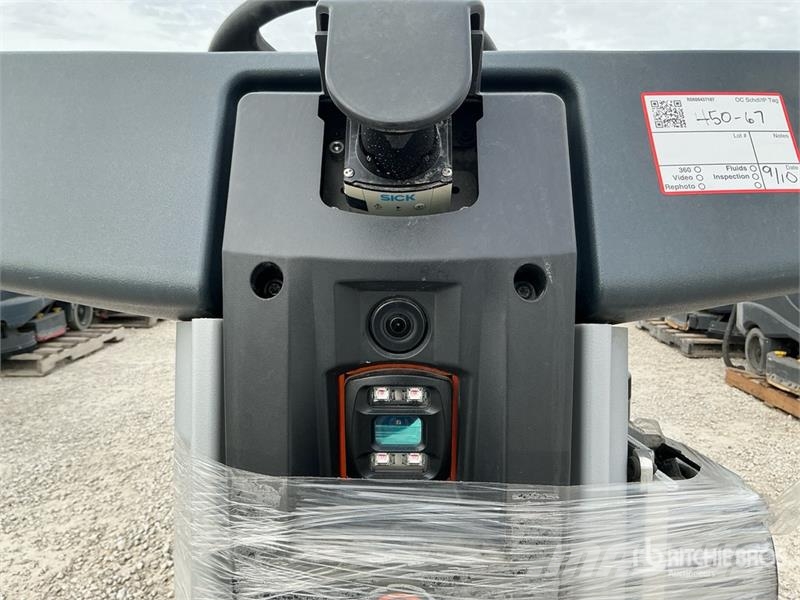 Nilfisk SC60 Ride-On Electric Floor Scrubber Weitere Anhänger