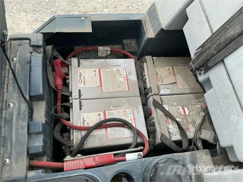 Nilfisk SC60 Ride-On Electric Floor Scrubber Muut perävaunut