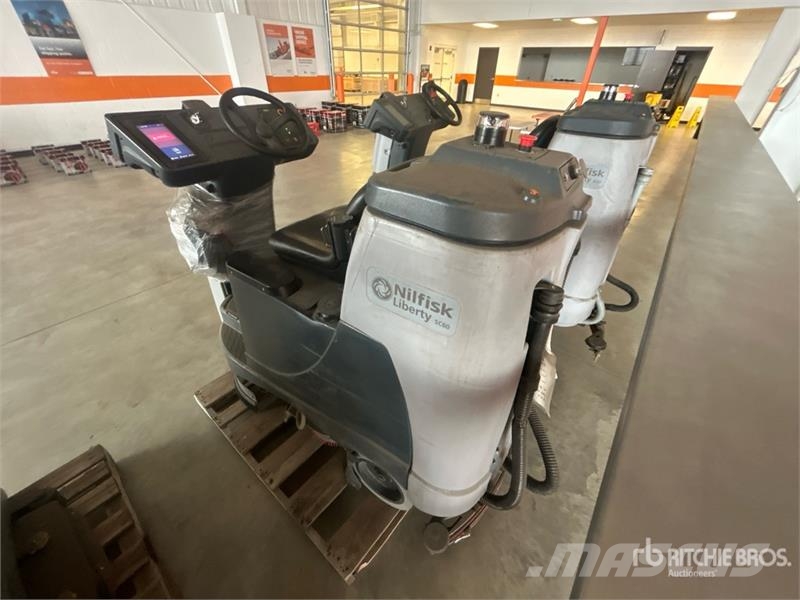 Nilfisk SC60 X71D Ride-On Floor Scrubber Ostale prikolice