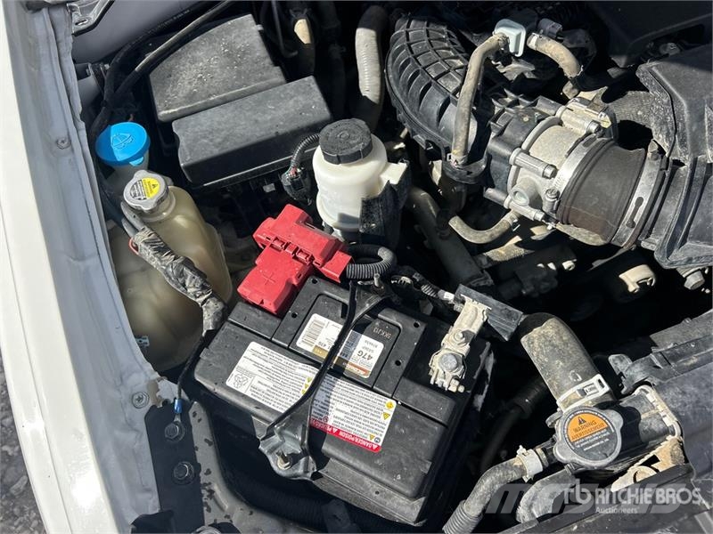 Nissan Frontier PRO-4X 4x4 Crew Cab Pickup Autre fourgon / utilitaire