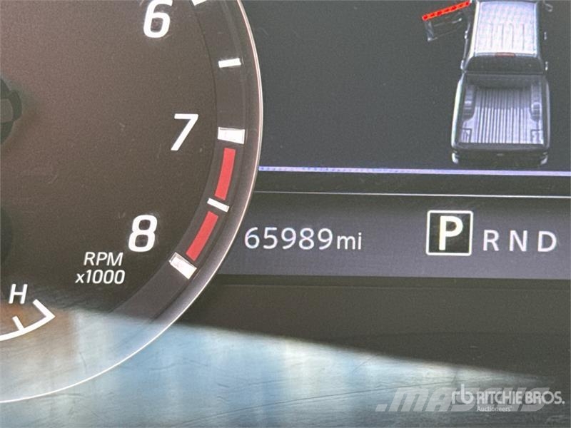 Nissan Frontier SV 4x4 Crew Cab Pickup Прочие фургоны