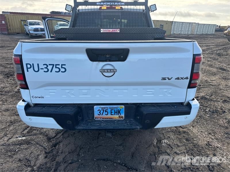 Nissan Frontier SV 4x4 Crew Cab Pickup Прочие фургоны