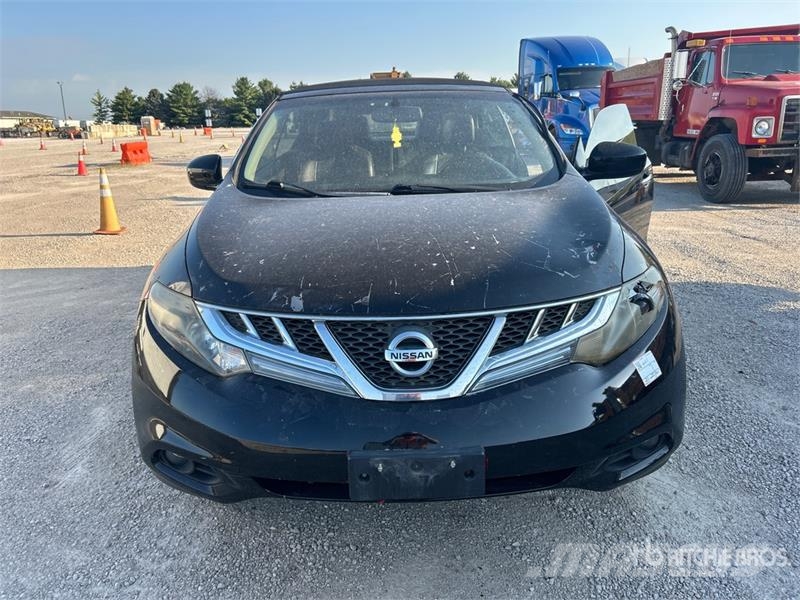 Nissan Murano CrossCabriolet AWD SUV Avtomobili