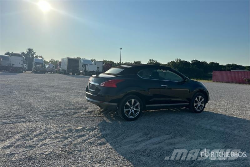 Nissan Murano CrossCabriolet AWD SUV Avtomobili